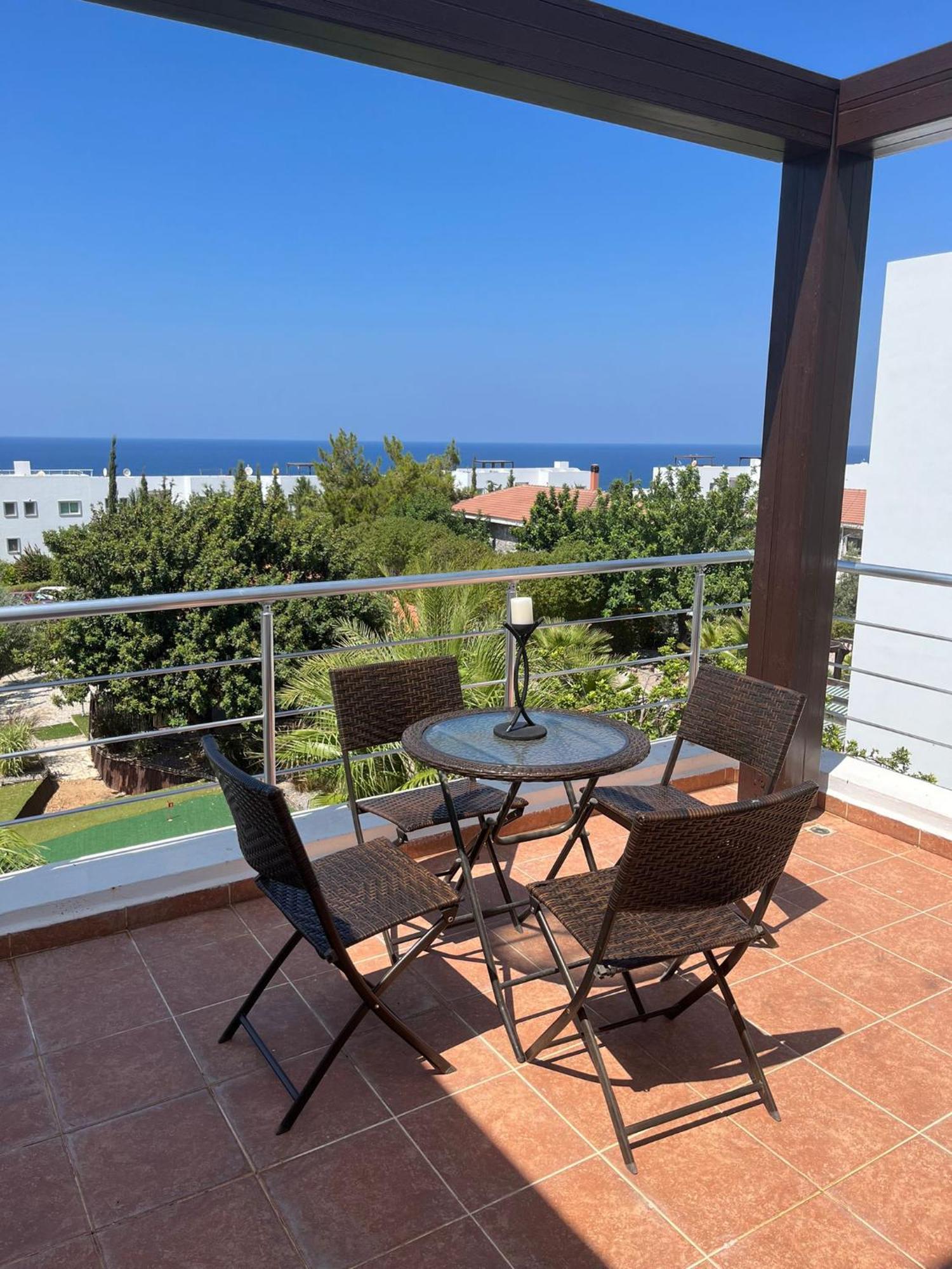 пентхаус двух спальный с видом на море и горы в татлысу Apartment Agios Nikolaos (Famagusta)