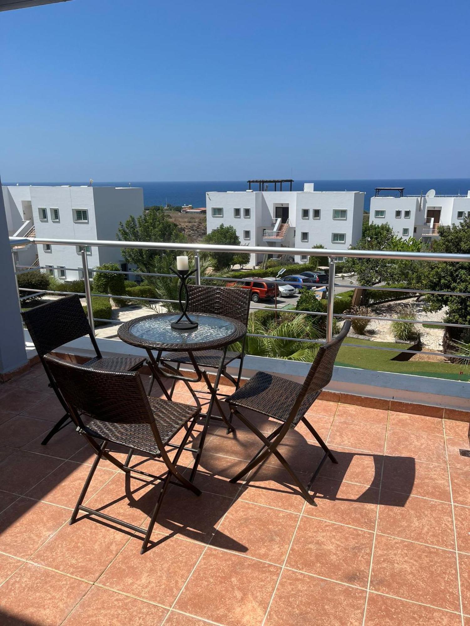пентхаус двух спальный с видом на море и горы в татлысу Apartment Agios Nikolaos (Famagusta)