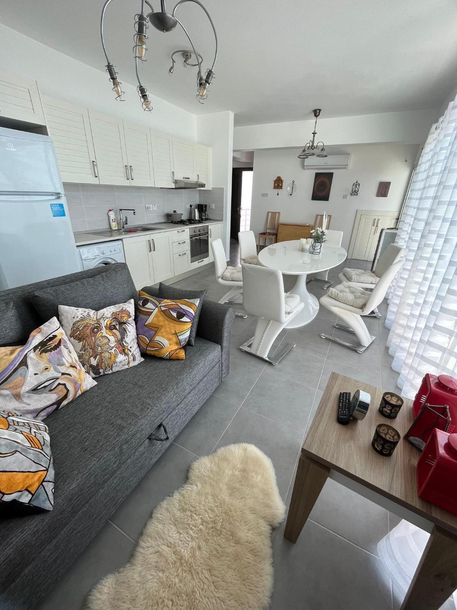 пентхаус двух спальный с видом на море и горы в татлысу Apartment Agios Nikolaos (Famagusta)