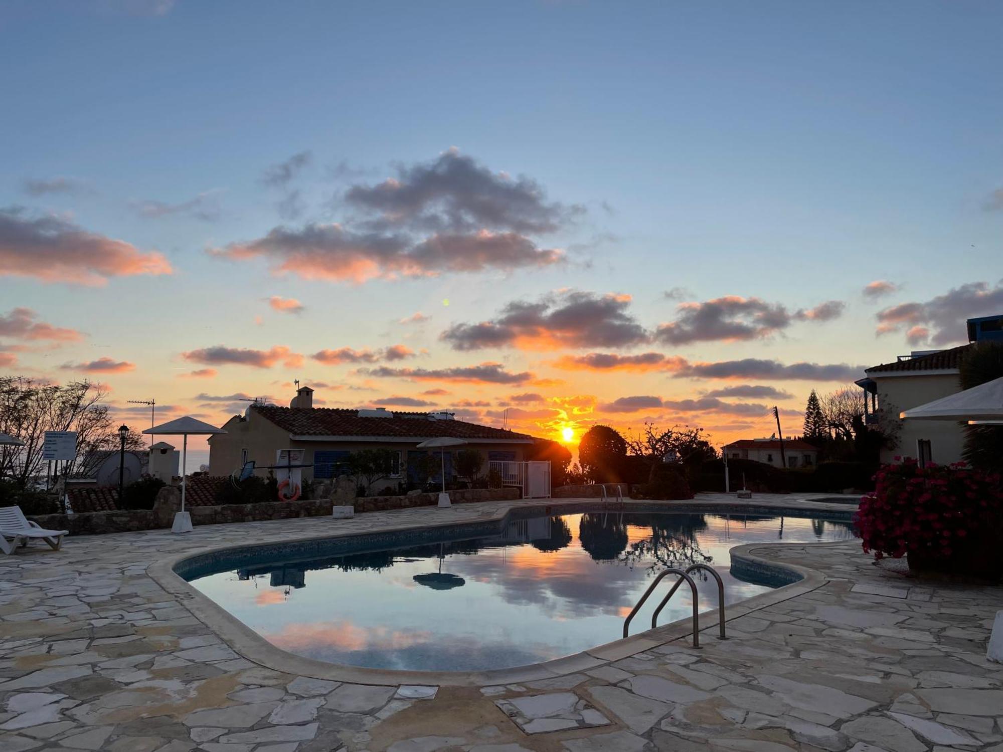 Mediterranean Cottage, Sea View, Great Location