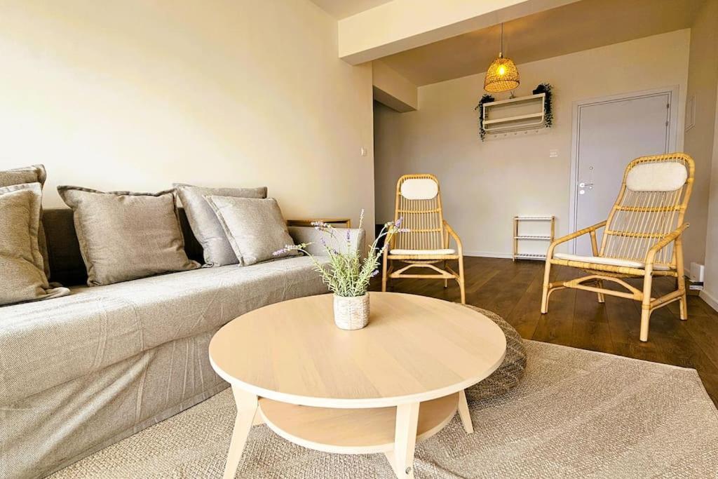 Molos Beachfront City-centre Limassol