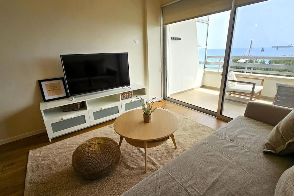 Molos Beachfront City-centre Apartment Limassol