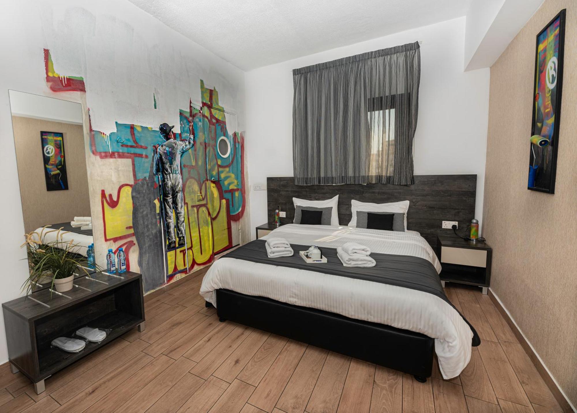 Rise Urban Art Hotel 3*