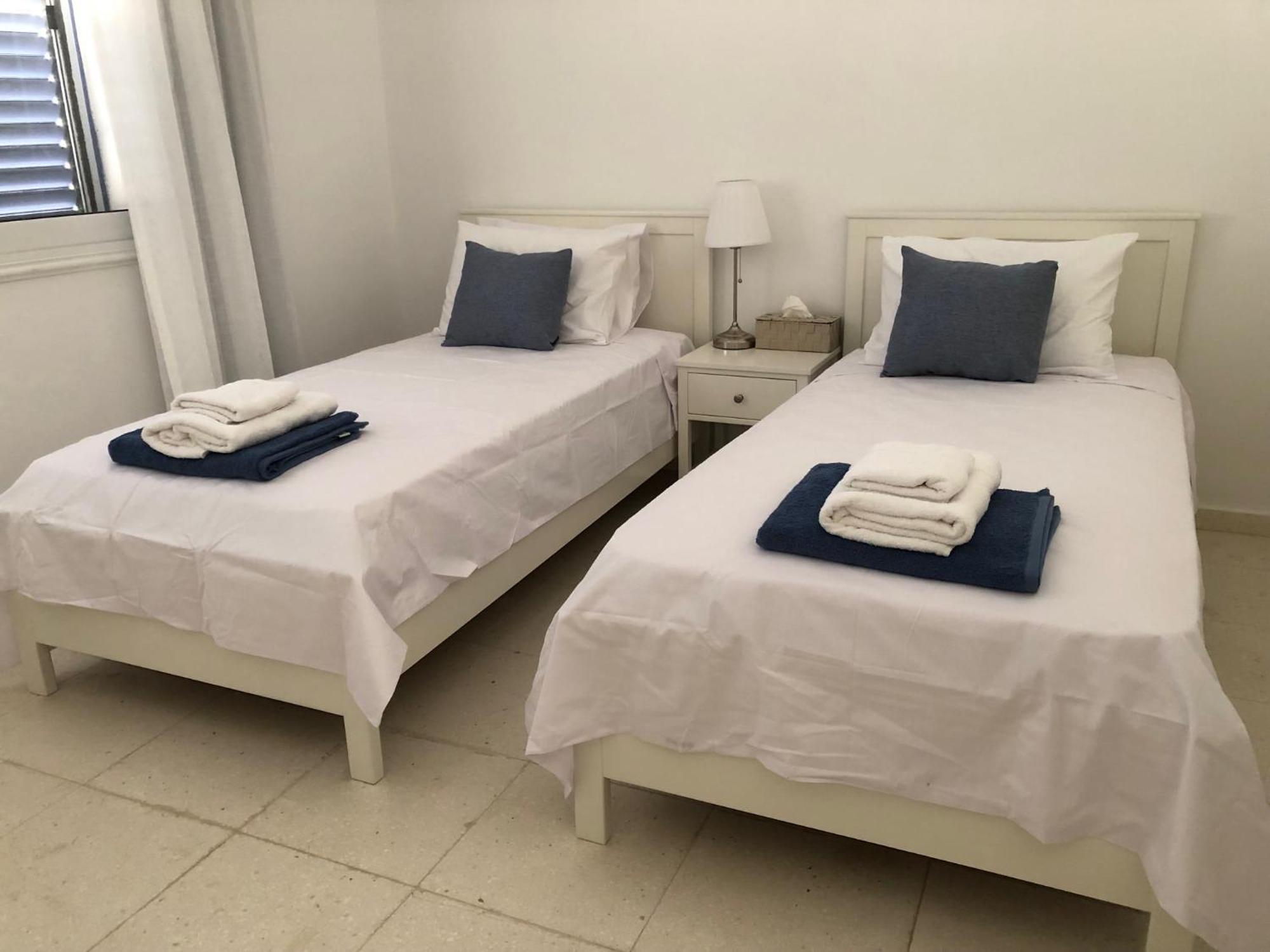 Regina Gardens - Modern 2 Bed Maisonette Paphos