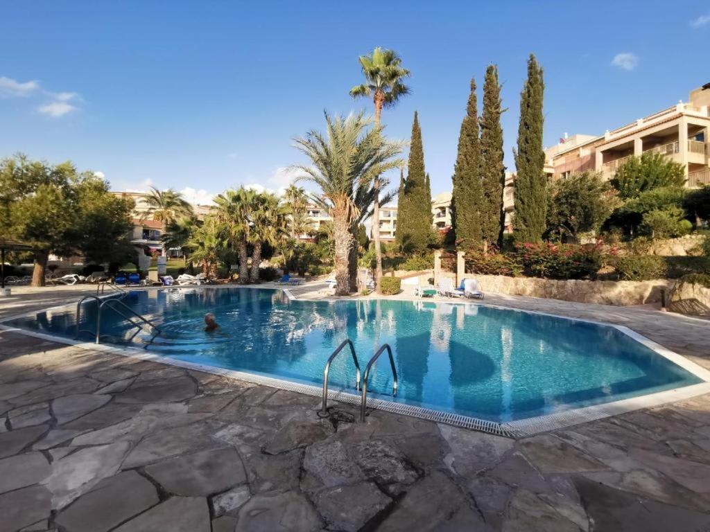 Regina Gardens - Modern 2 Bed Maisonette Holiday home
