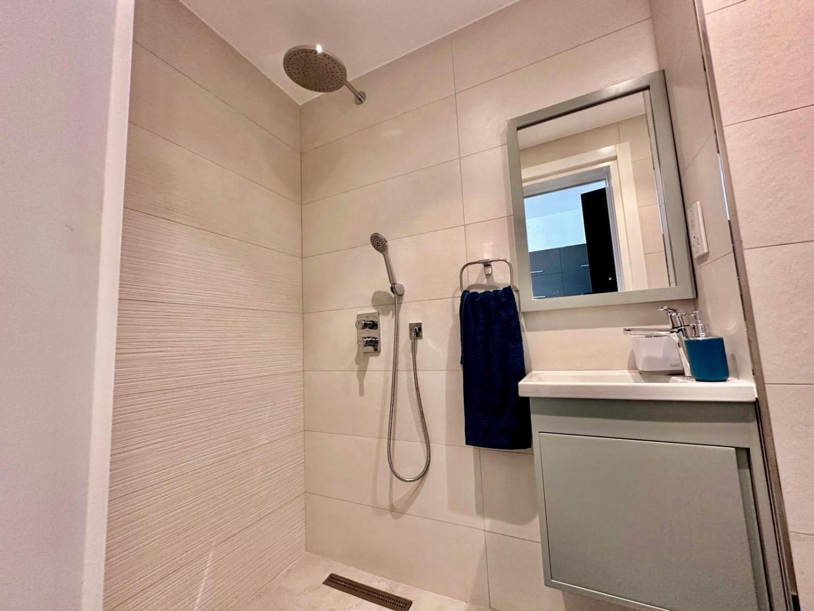 Apartment Sea And Mountain Views Penthouse With Access To Facilities