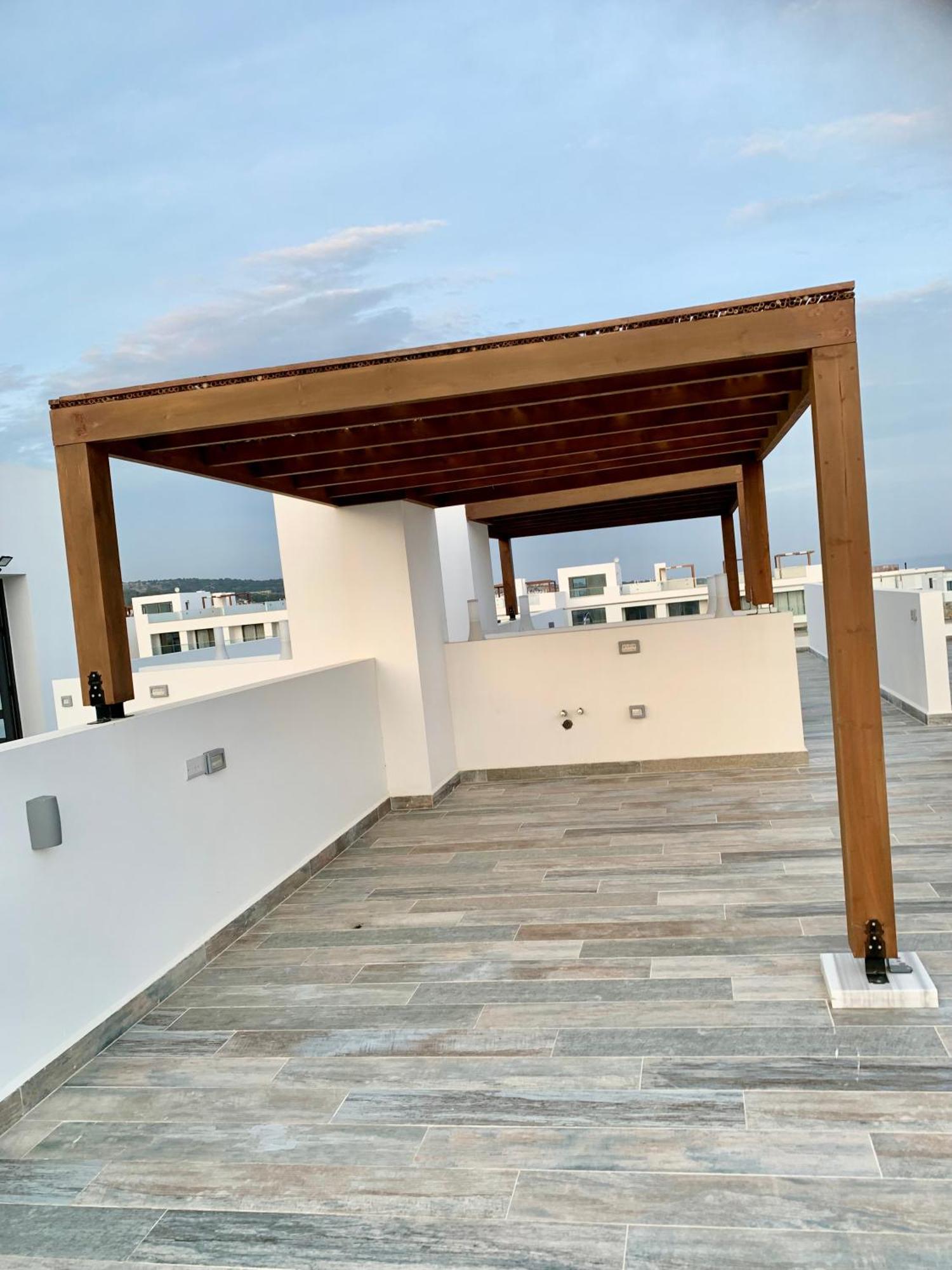 Sea And Mountain Views Penthouse With Access To Facilities Apartment *