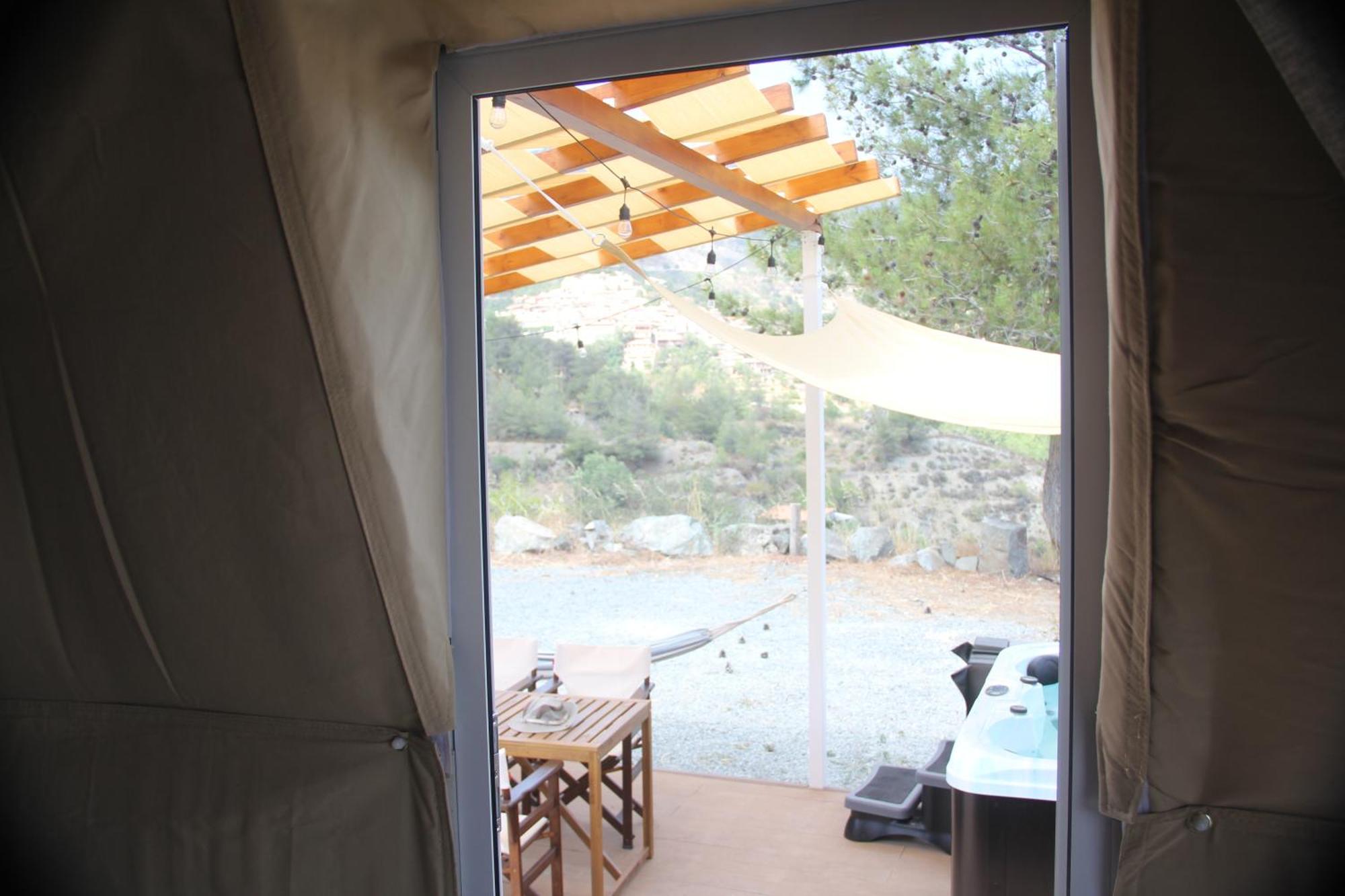 Luxe tent Glamping Boutique *
