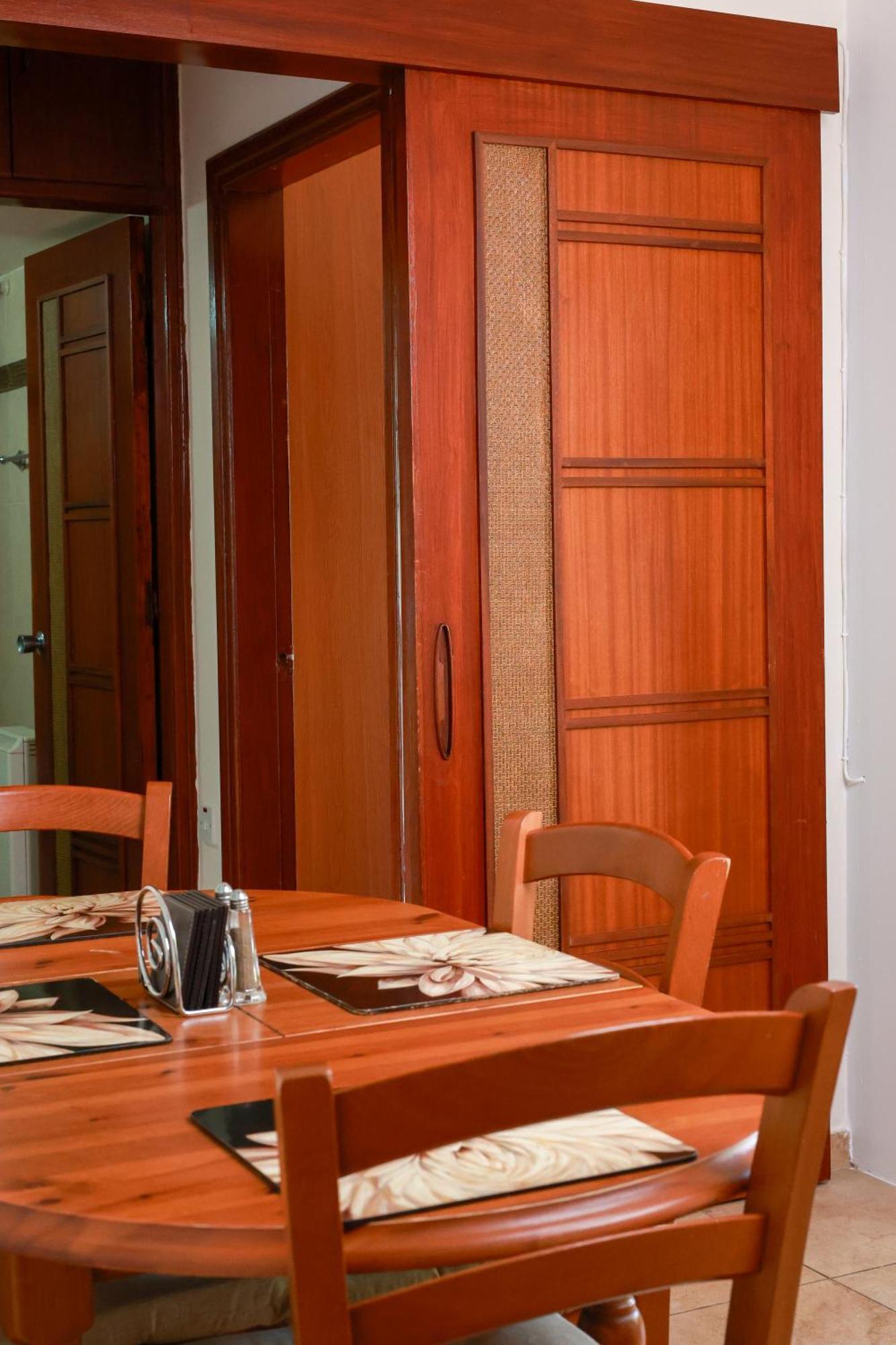 Piale Palms Makenzie Front Apartment, Apartamento
