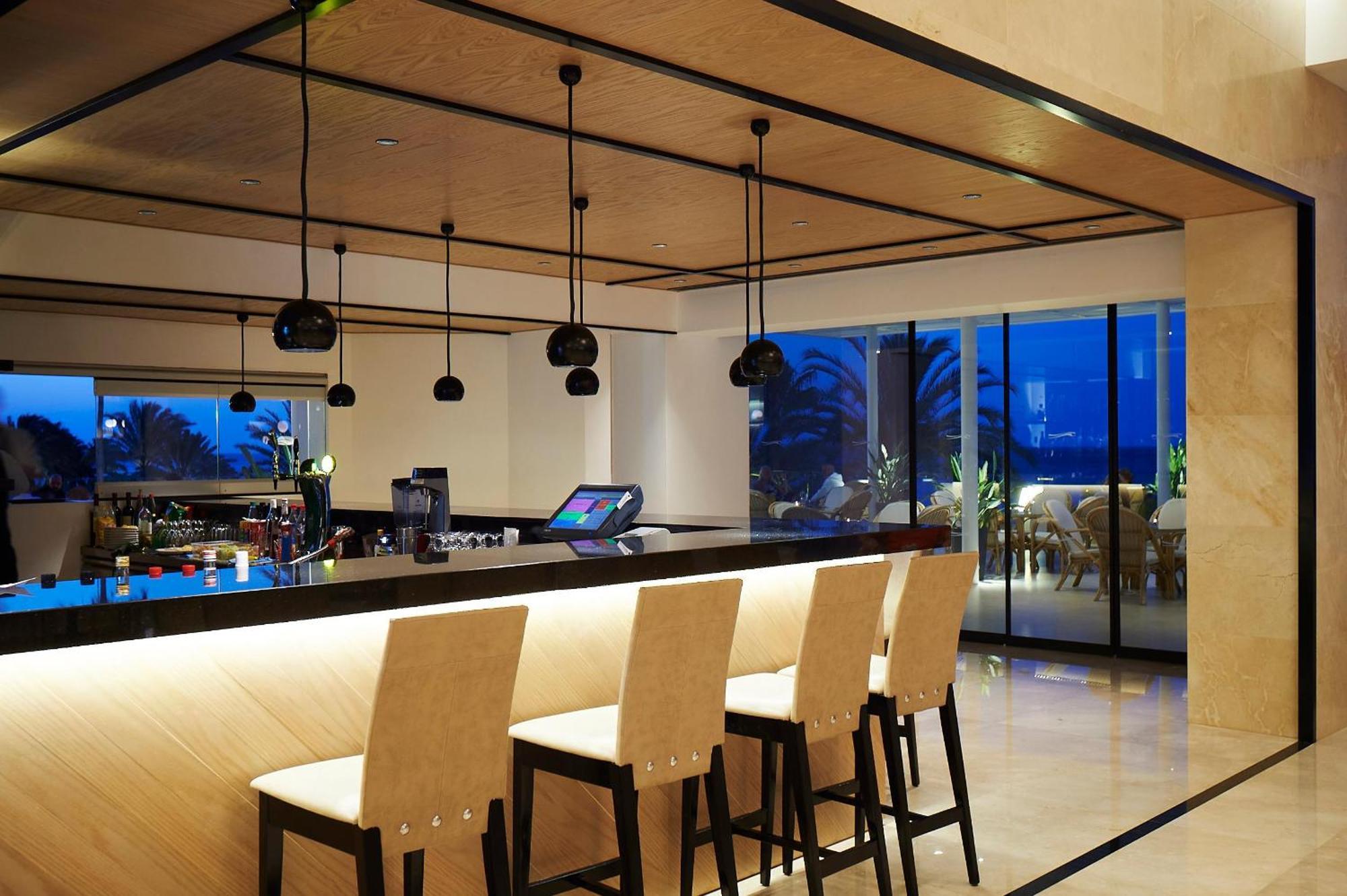 Sunrise Hotel