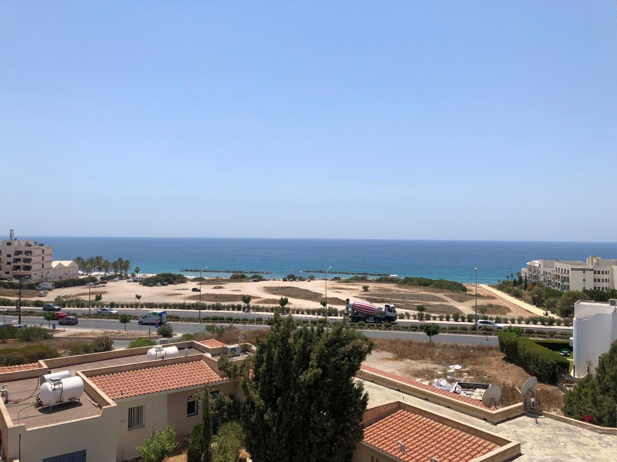 Kings Palace - Modern Penthouse With Incredible Sea Views Paphos