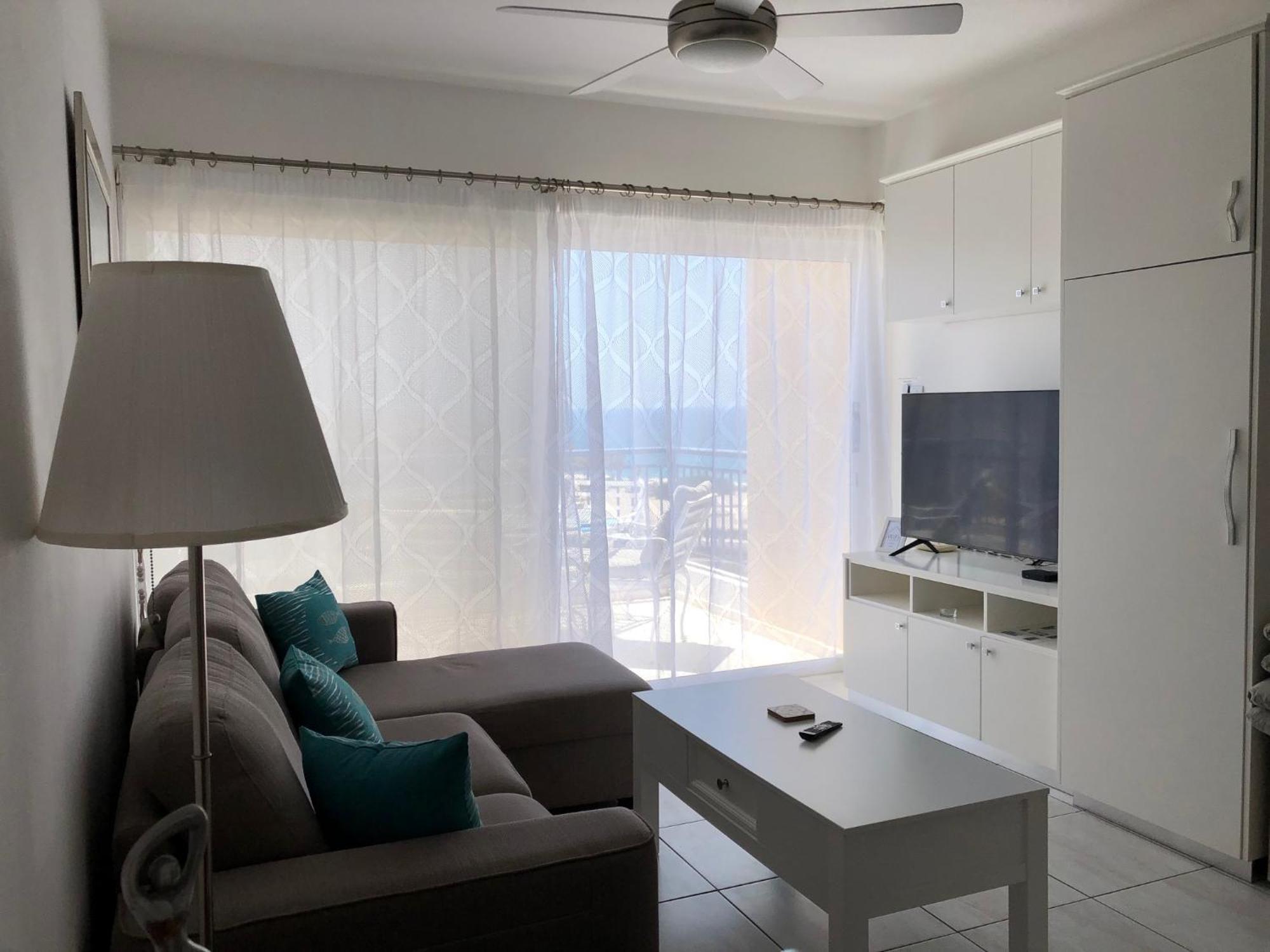Kings Palace - Modern Penthouse With Incredible Sea Views * Paphos