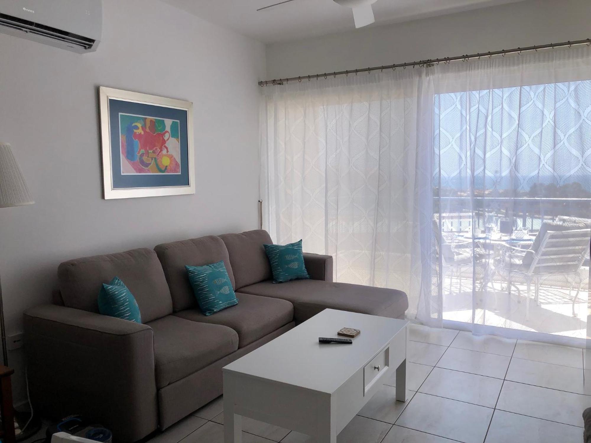 Kings Palace - Modern Penthouse With Incredible Sea Views