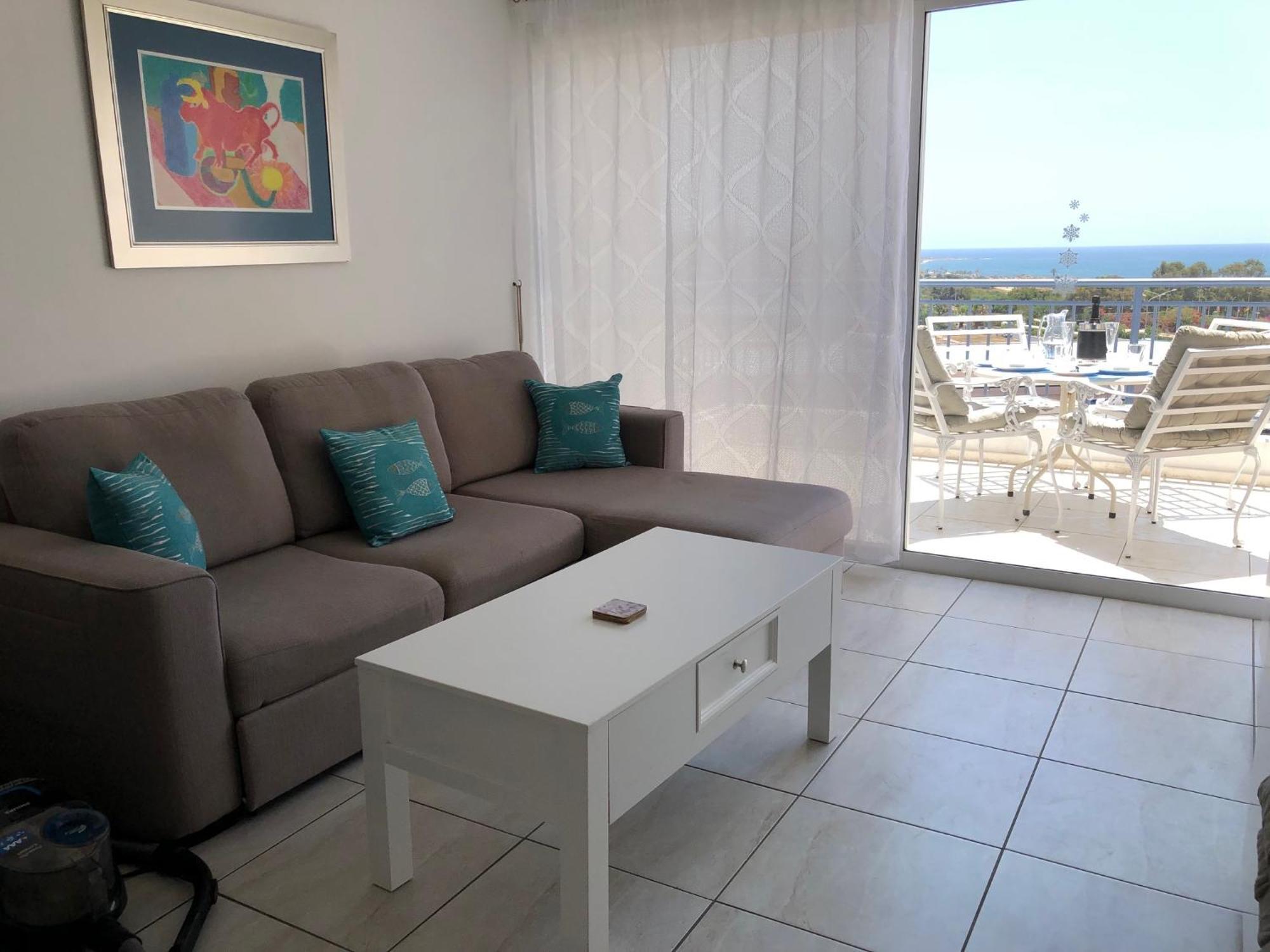 Kings Palace - Modern Penthouse With Incredible Sea Views *