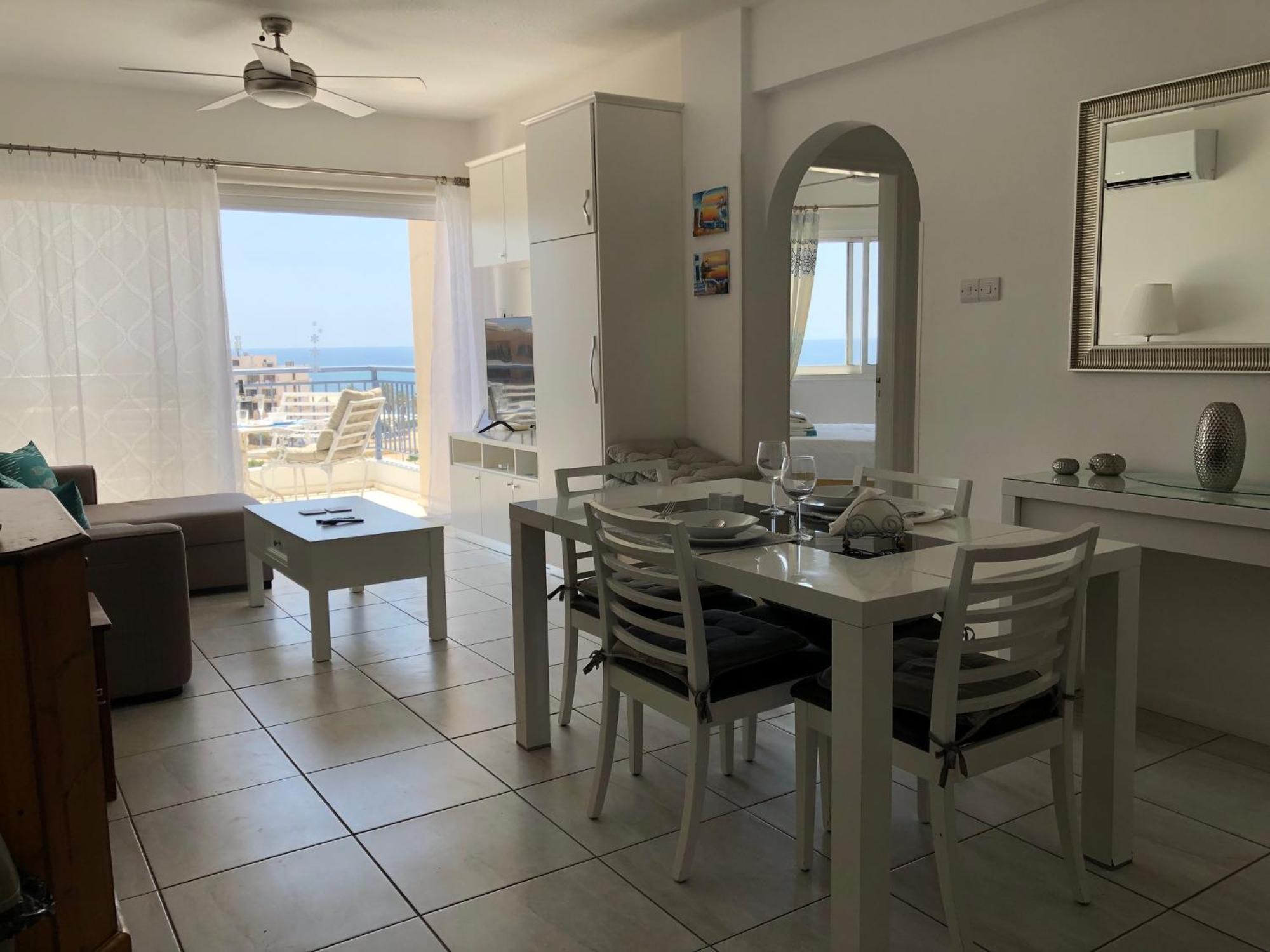 Kings Palace - Modern Penthouse With Incredible Sea Views Apartment