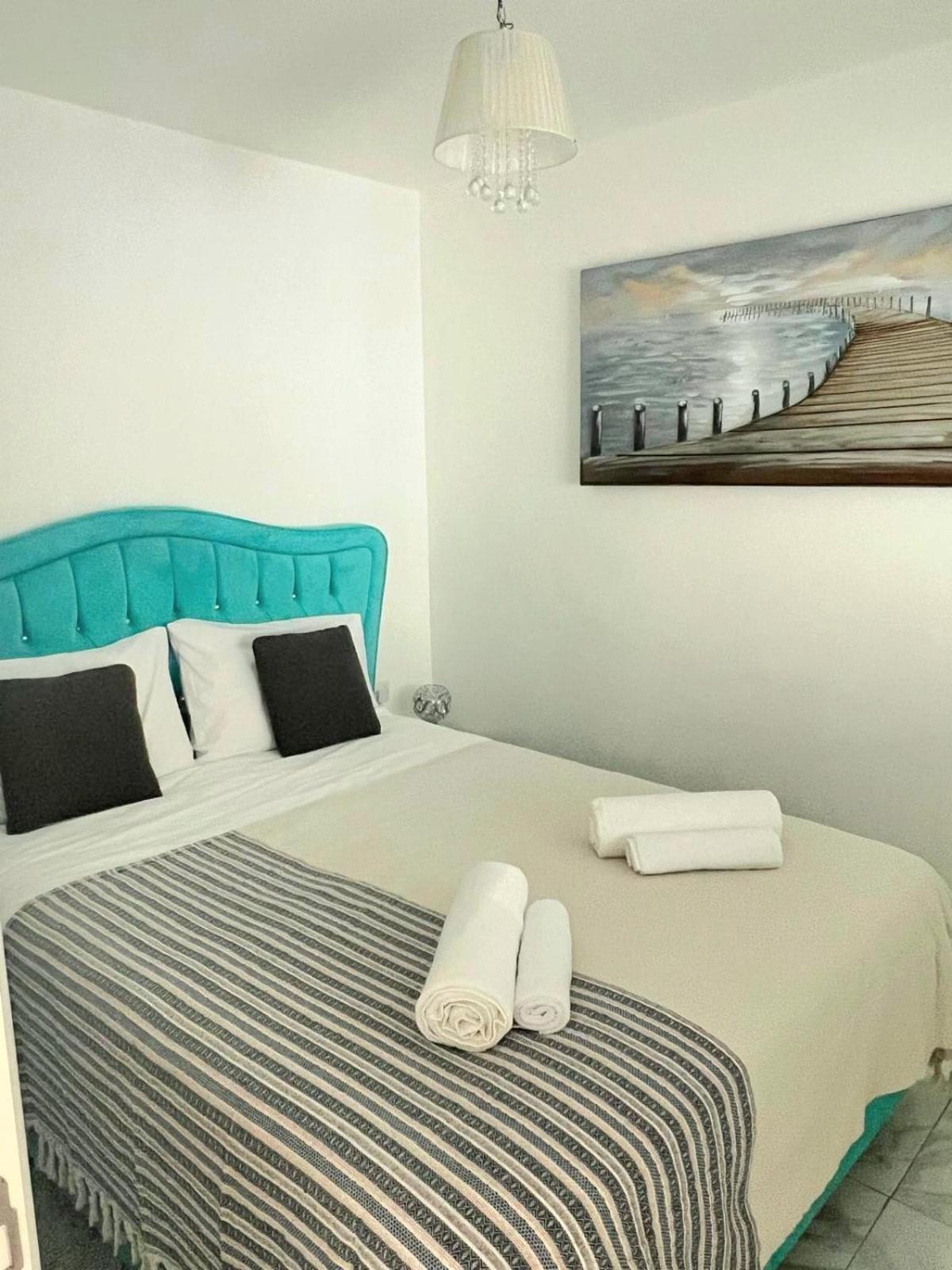 Great Seaview Appartments In Thalassa Apartment *