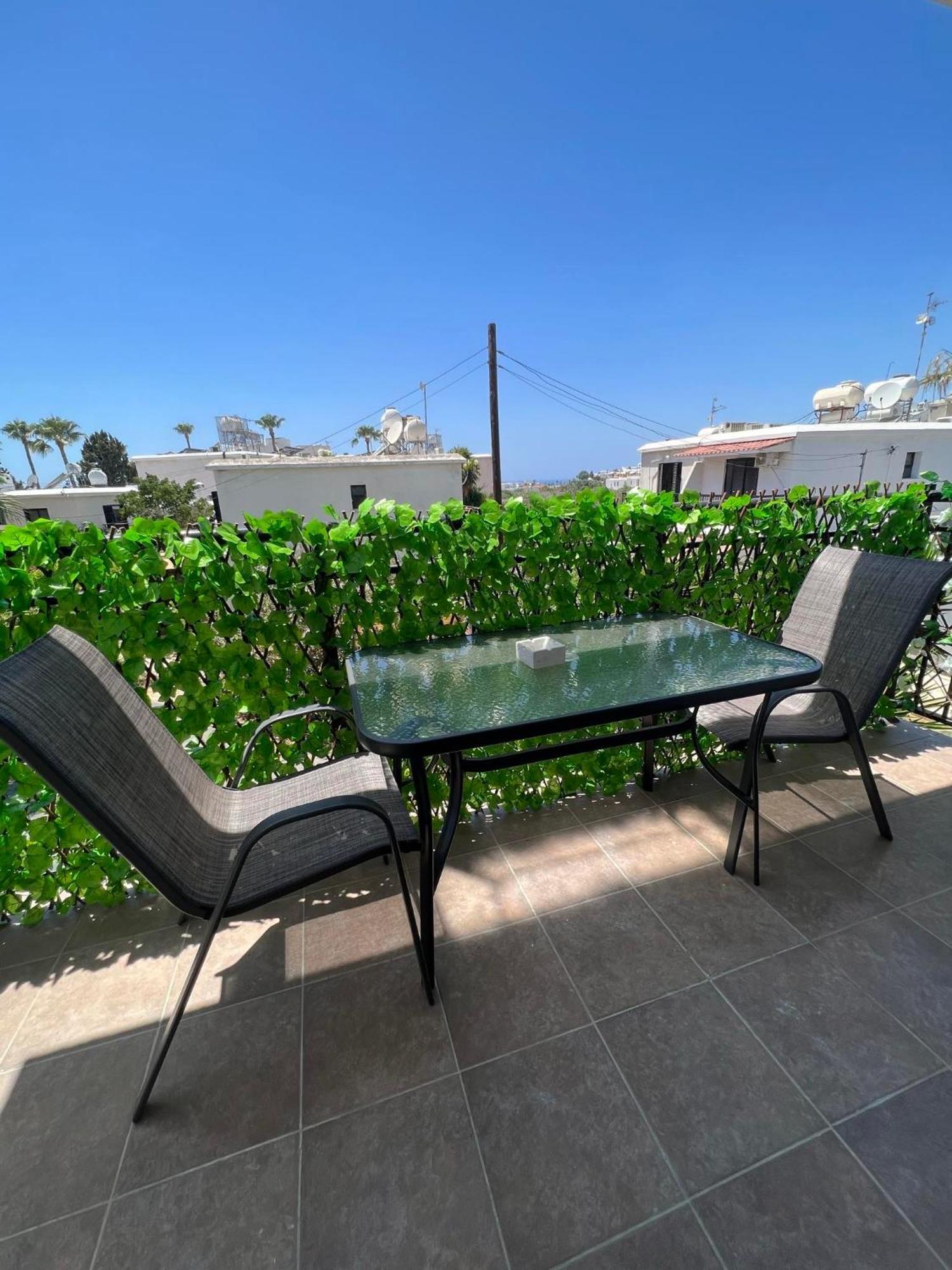 Apartment K15 Luxe Oasis Retreat - 3 Minute Drive To