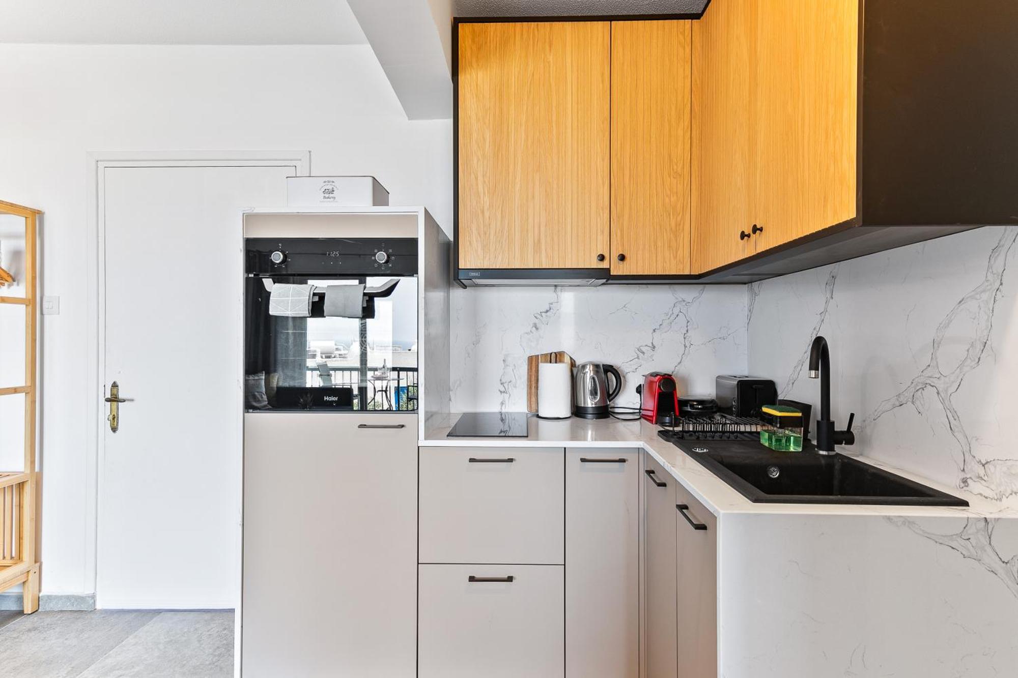 Pasithea Seaview Apartment Klorakas