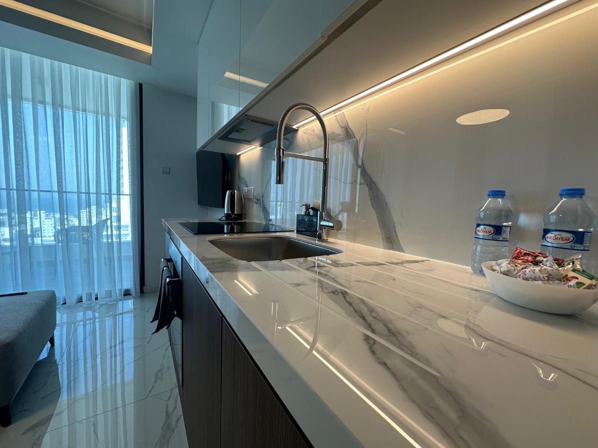 Apartment Grand Sapphire 237 Luxury By Myguest Cyprus