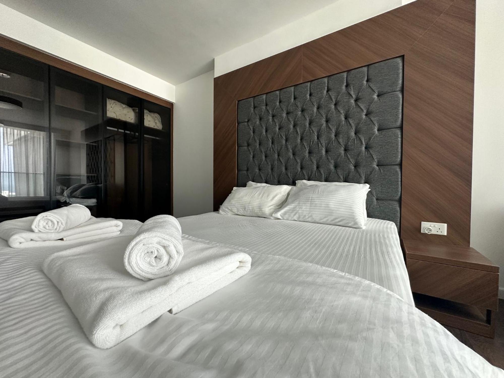 Grand Sapphire 237 Luxury By Myguest Cyprus Apartment