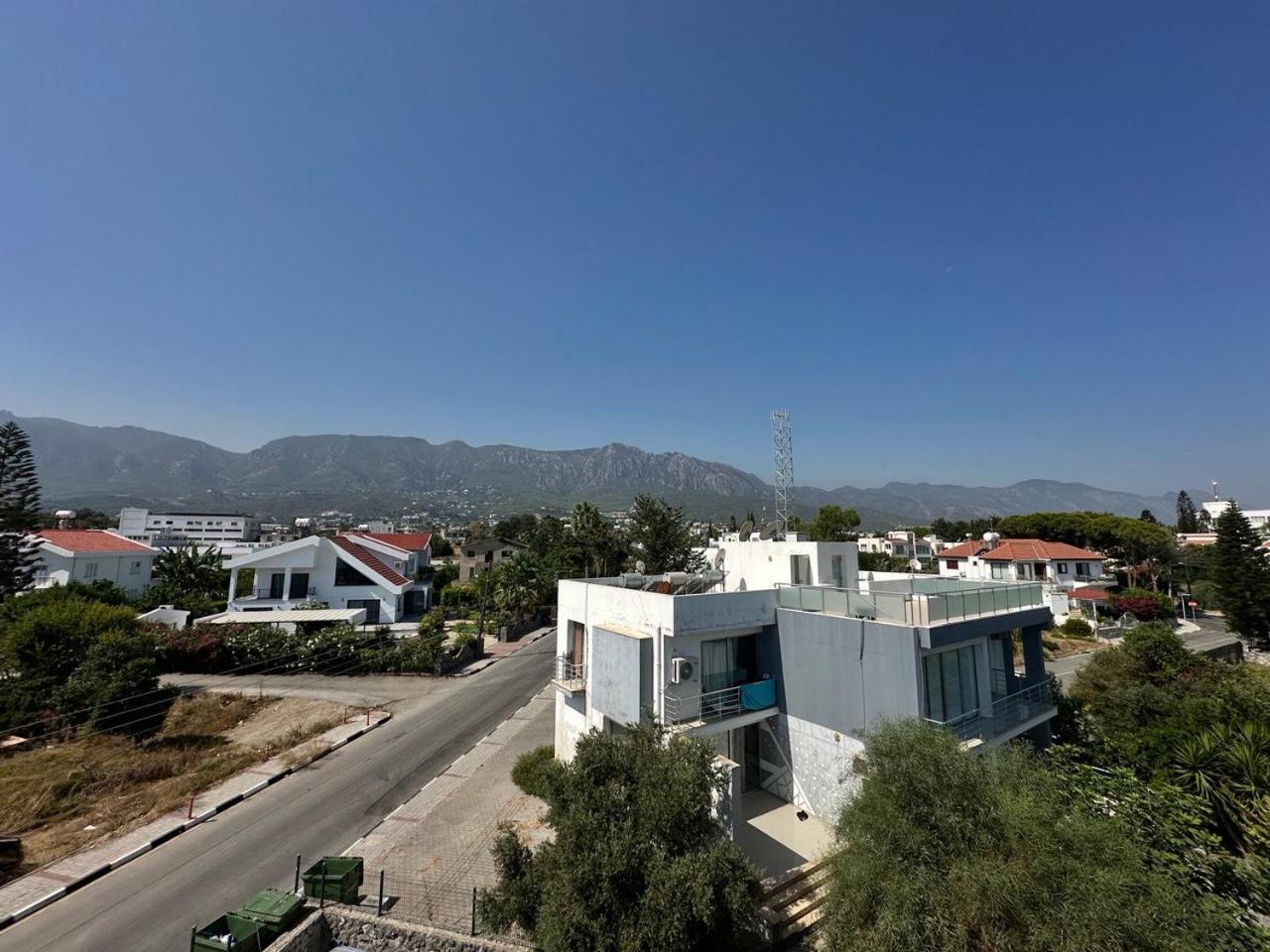 Apartment Seaview And Mountainview Kyrenia (Northern Cyprus)