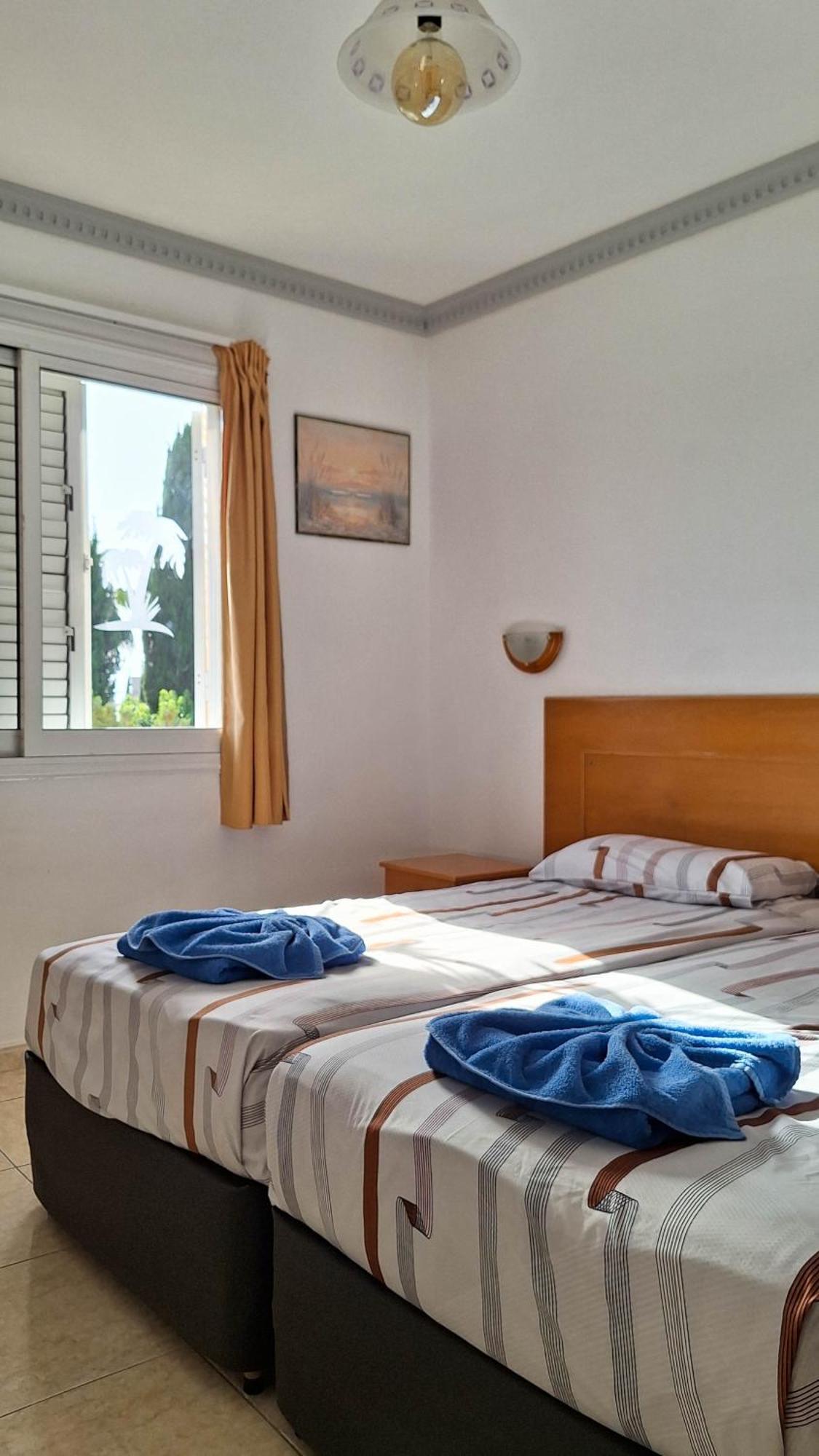 Apollonia 2* Paphos