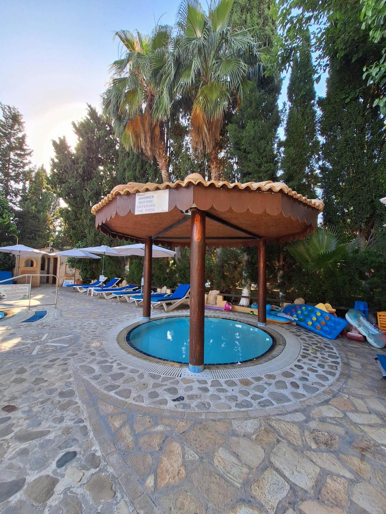 Aparthotel Apollonia 2*
