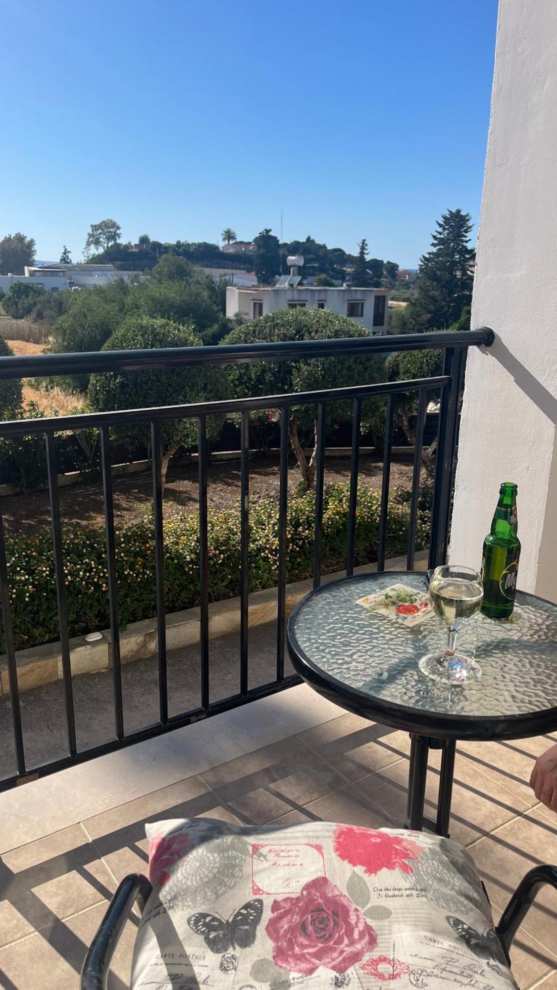Apartment Oasis Polis