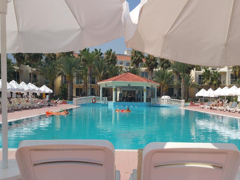 Oscar 4* Girne