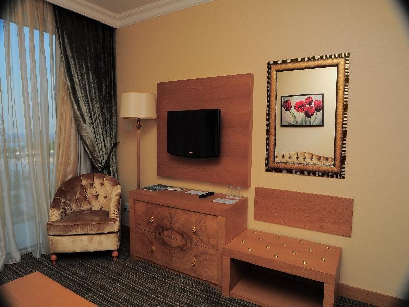 Oscar Hotel 4*
