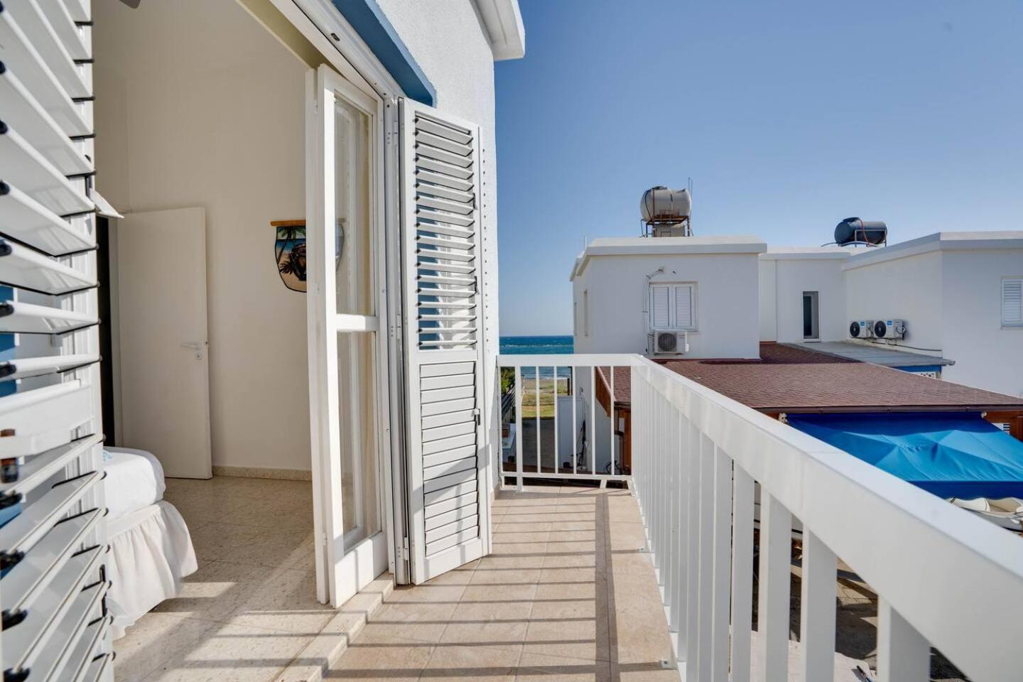 Ammos 20 Side Seaview *