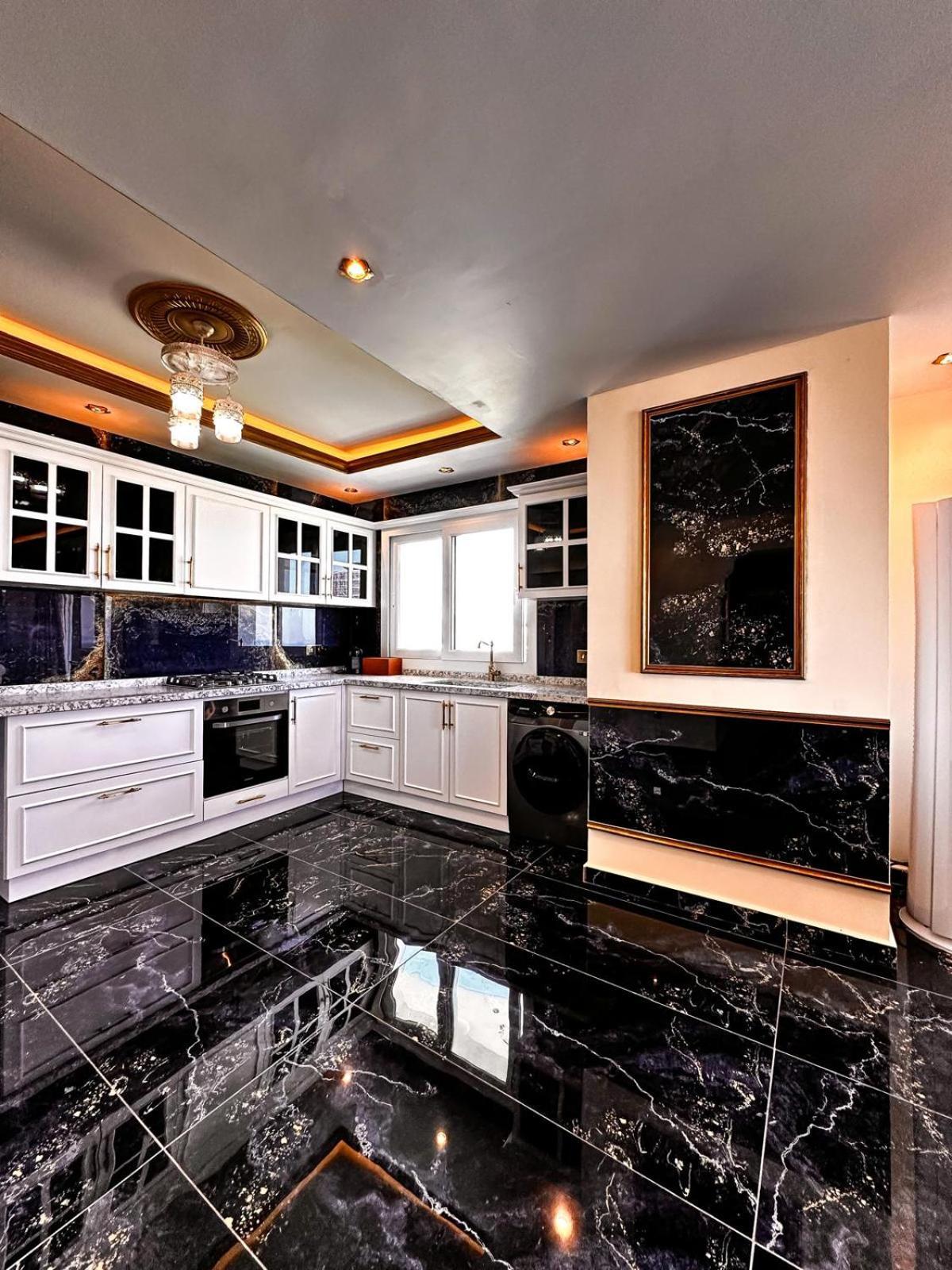 Long Apartment