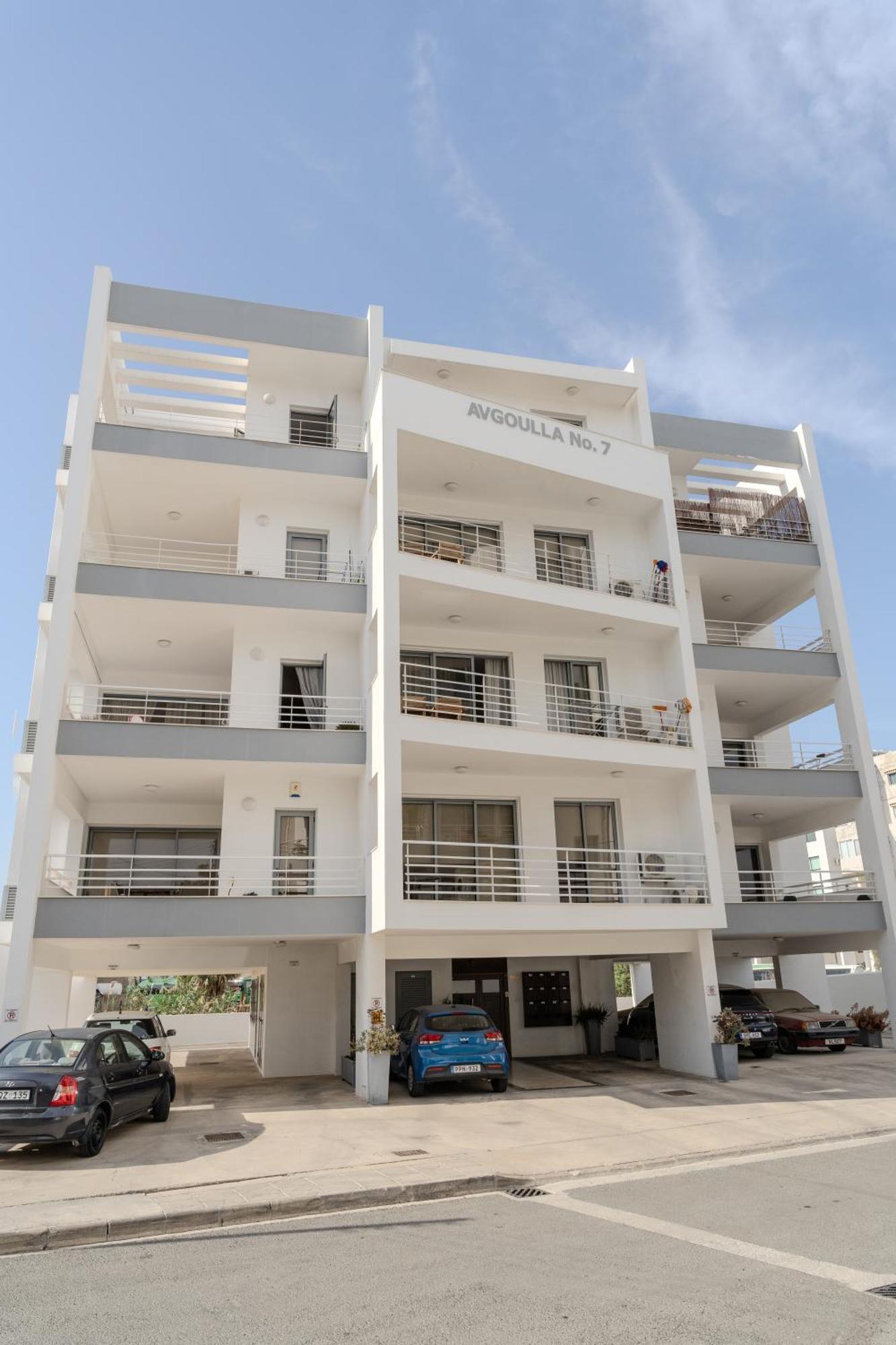 Blue Dawn Center Flat Apartment Larnaca