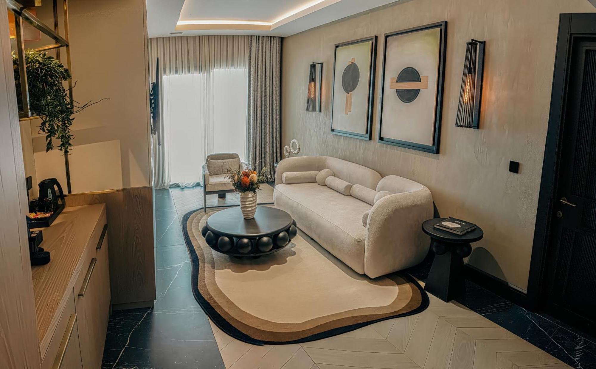 Chamada Prestige And Casino