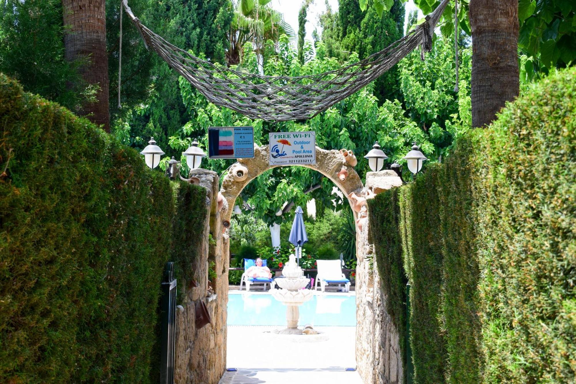 Aparthotel Apollonia 2*