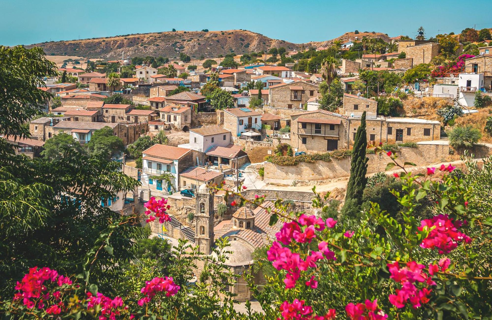 Cyprus Villages & Restaurant - Location - - With Access To Pool And Stunning Views