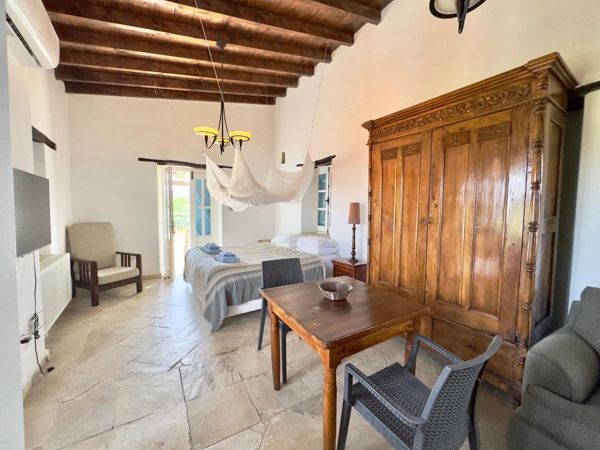 Cyprus Villages & Restaurant - Location - - With Access To Pool And Stunning Views Country house *