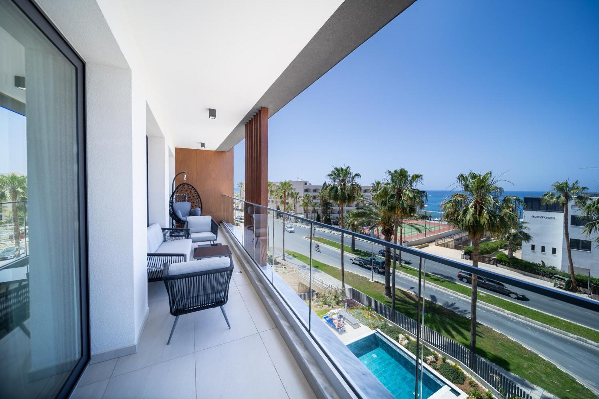 Waterside Sea View * Paphos