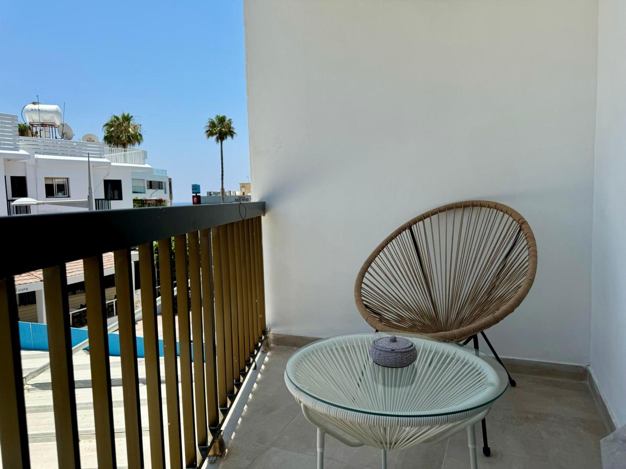Luxury Two Bed Kato Flat Apartment Paphos