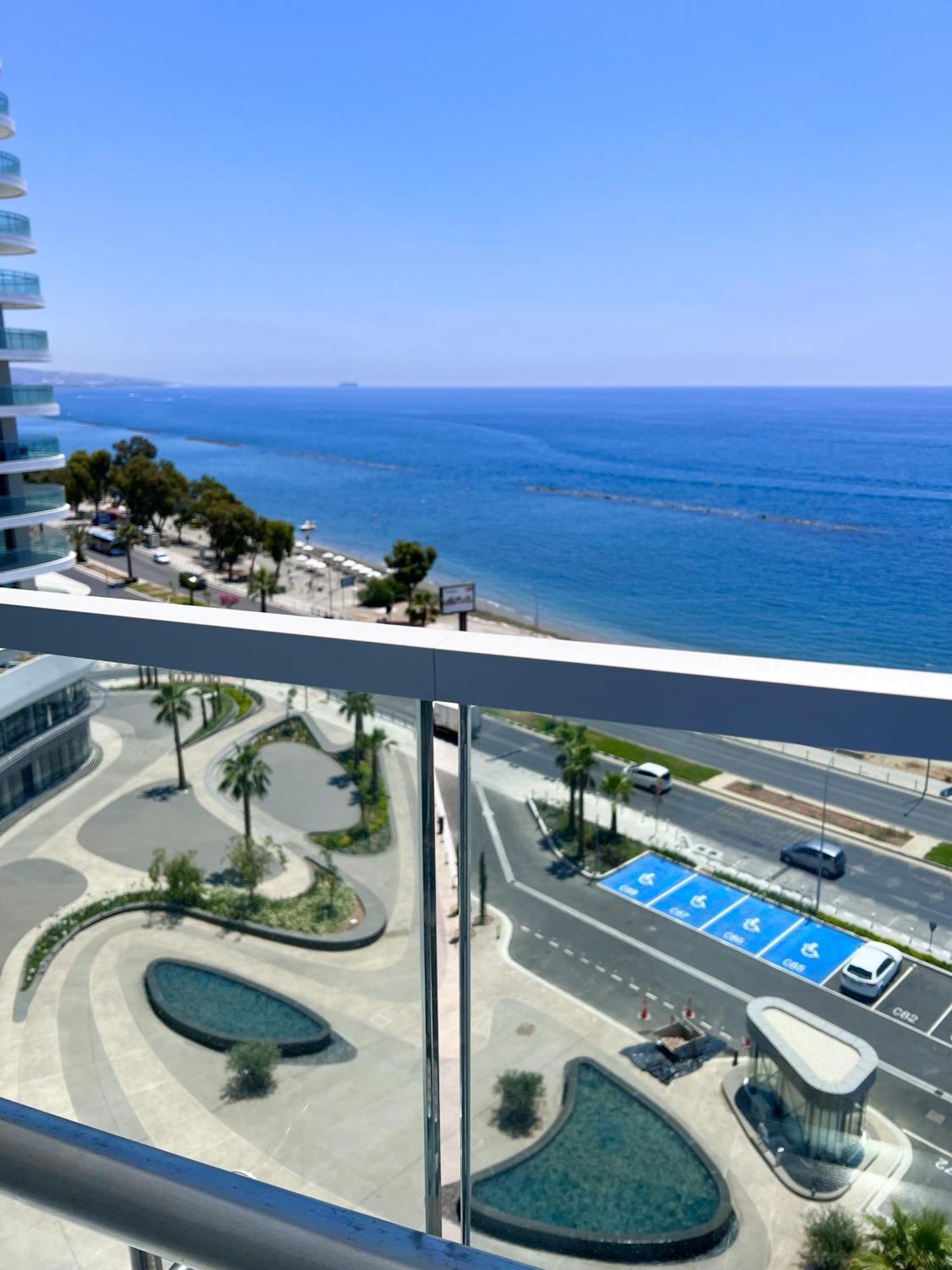 Del Mar 2 Luxe Bedroom 'c' Highrise Limassol
