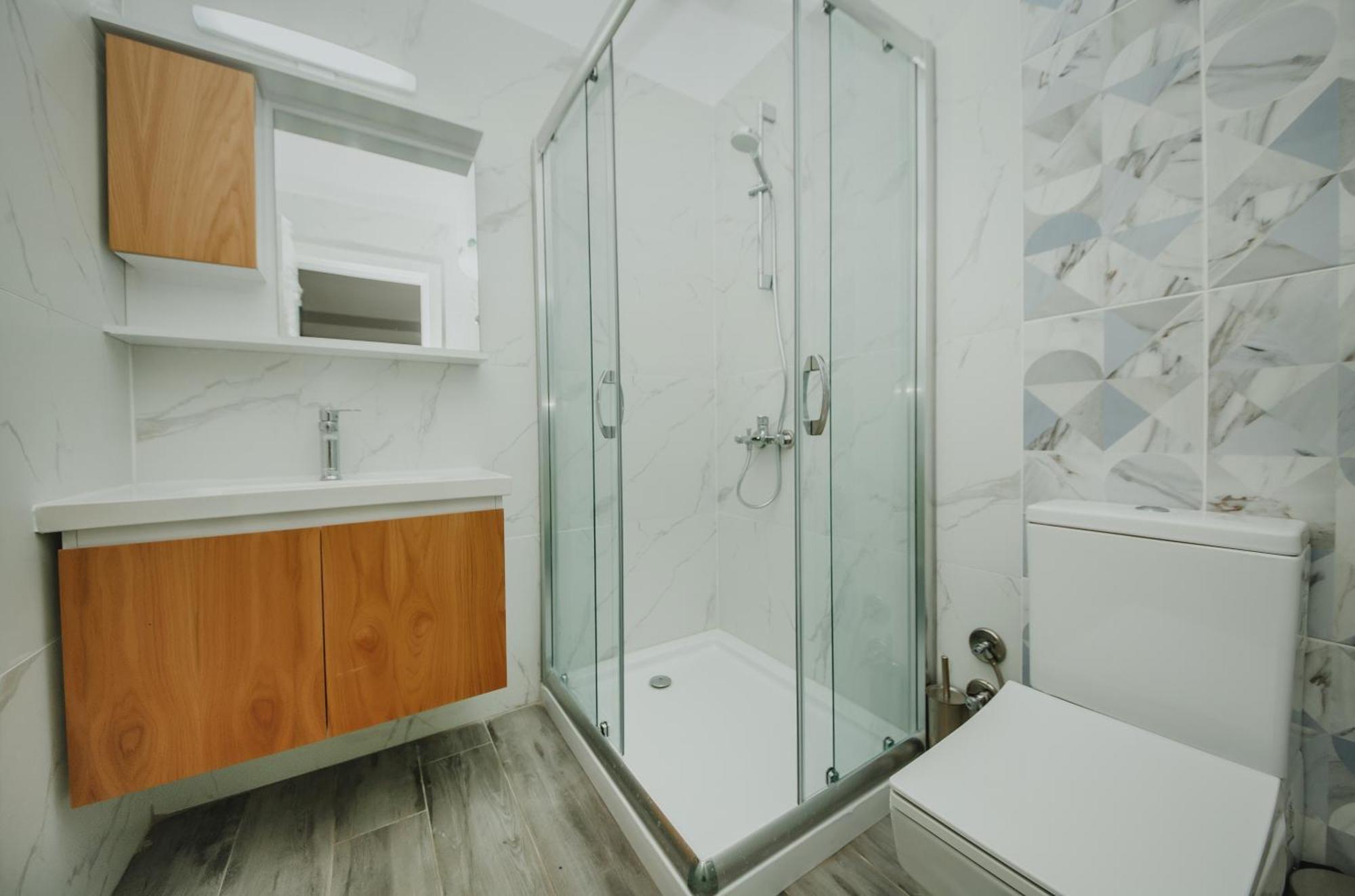 Caesar Blue Seaside Luxury Gastria