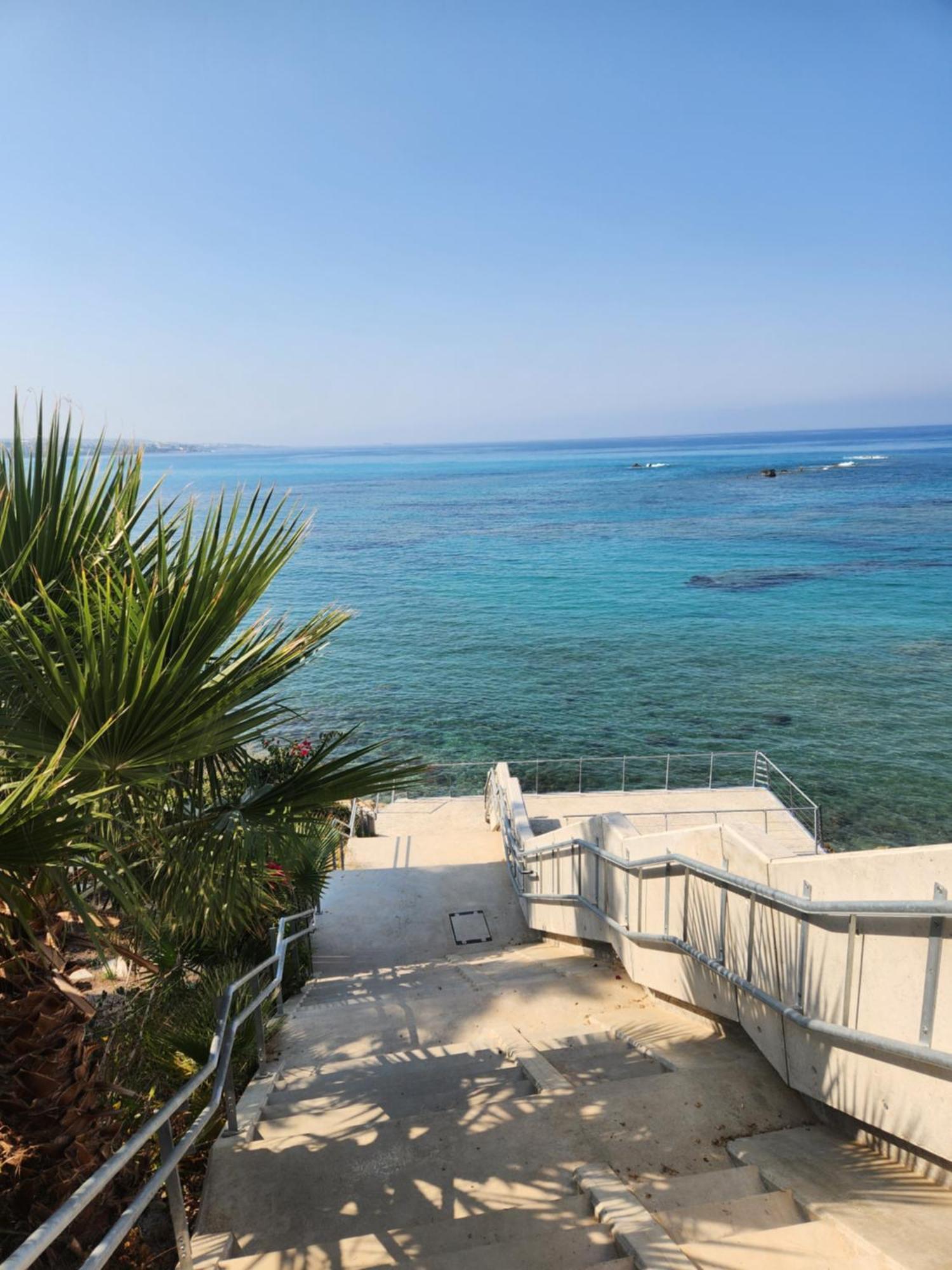 Ocean Pearl Pegeia