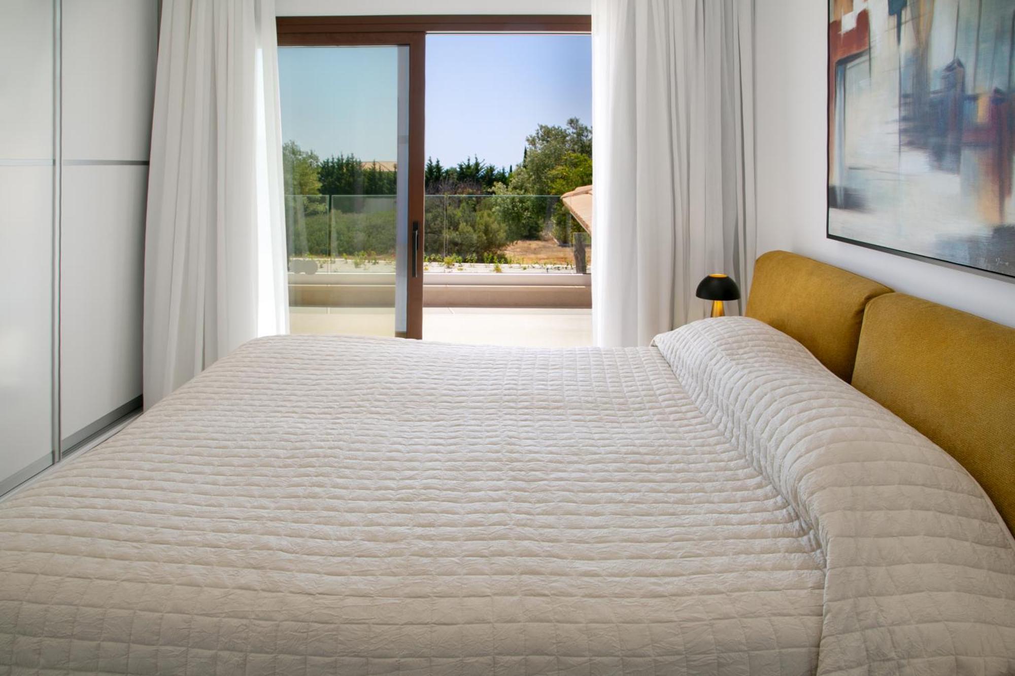 Aphrodite Hills Resort 4*