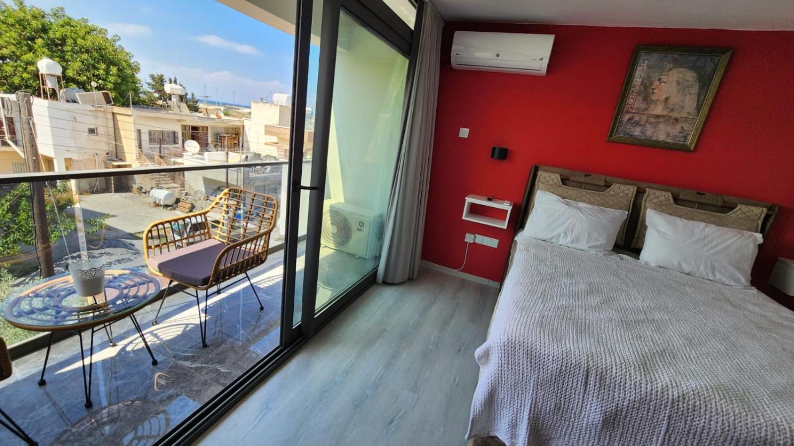Kirkor Apartment *