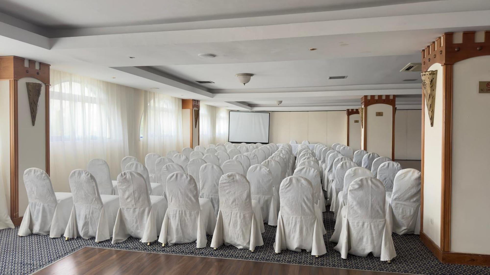 Hotel Navarria Blue Limasol