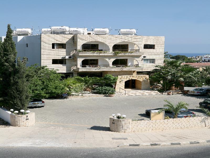 Stephanos Aparthotel Polis