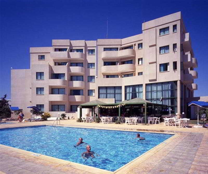Hotel Isaac 3*