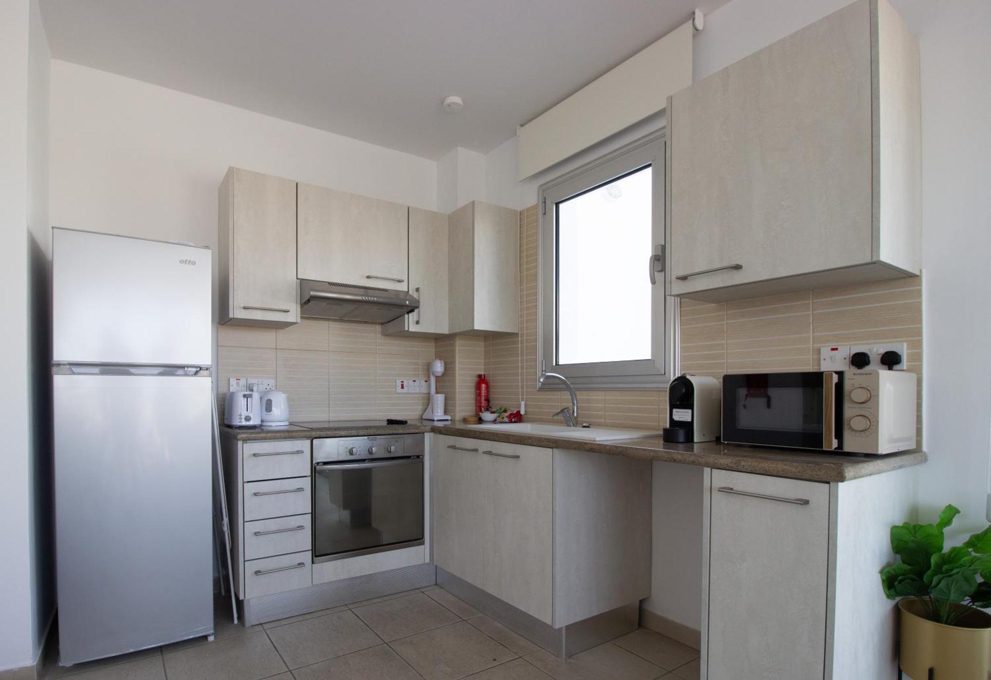 Beachside 1-bed With Huge Veranda Apartment Protaras