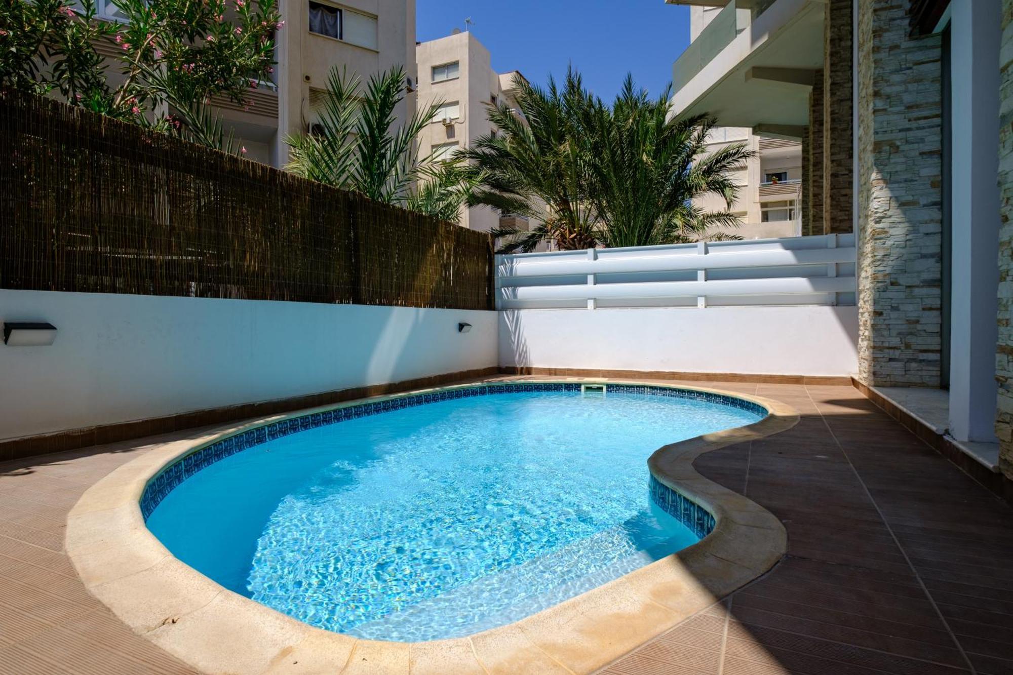 Appartement Paradise With Private Pool & Sea View
