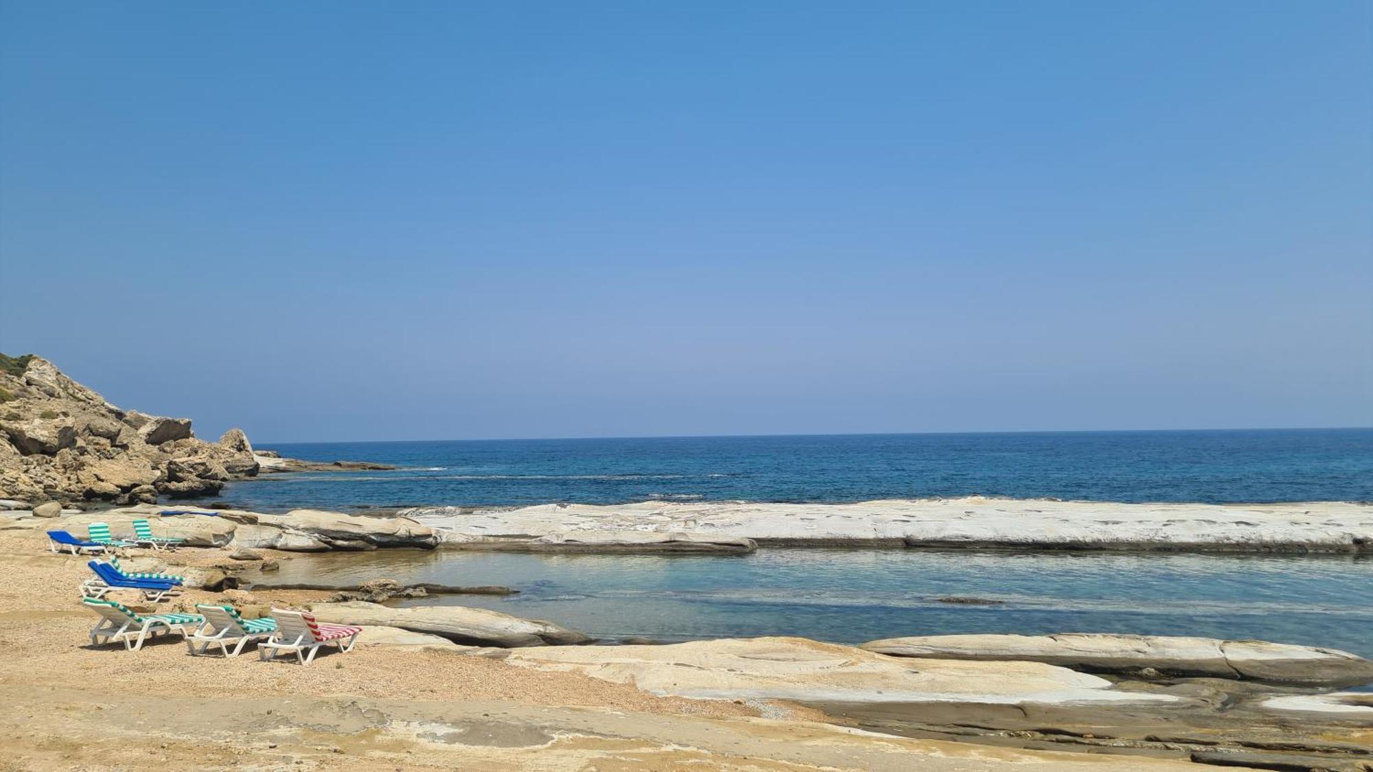 New Luxury Garden Close To The Sea Apartment